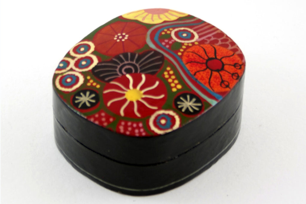 Aboriginal Art Small Lacquer Box by Damien & Yilpi Marks (2)