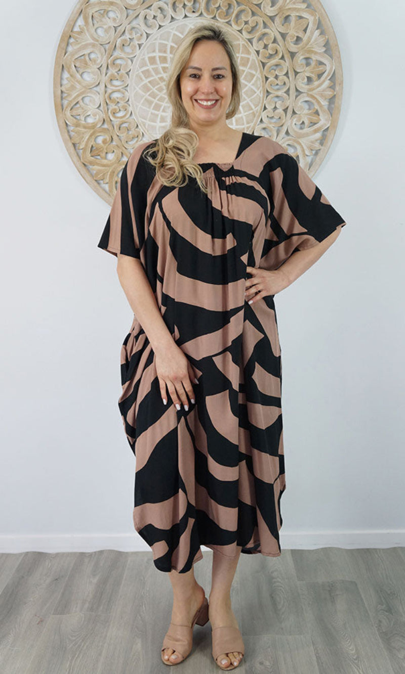 Rayon Bermuda Kaftan Geo Stripe, More Colours