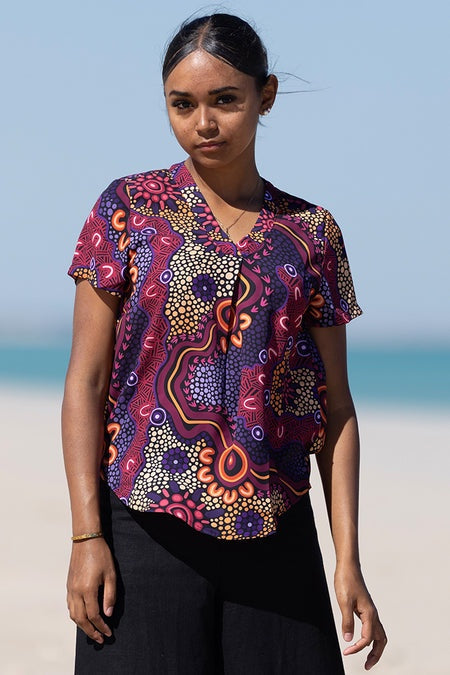 Aboriginal Art Women's V Neck Blouse Short Sleeve Ngabaan