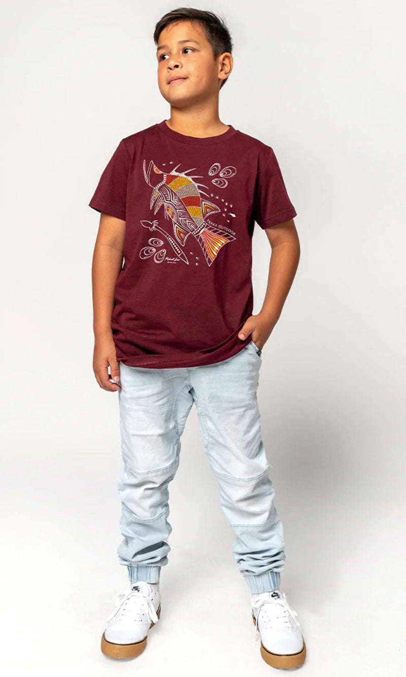 Aboriginal Art Kids Cotton T-Shirt Barramundi Hunt Burgundy
